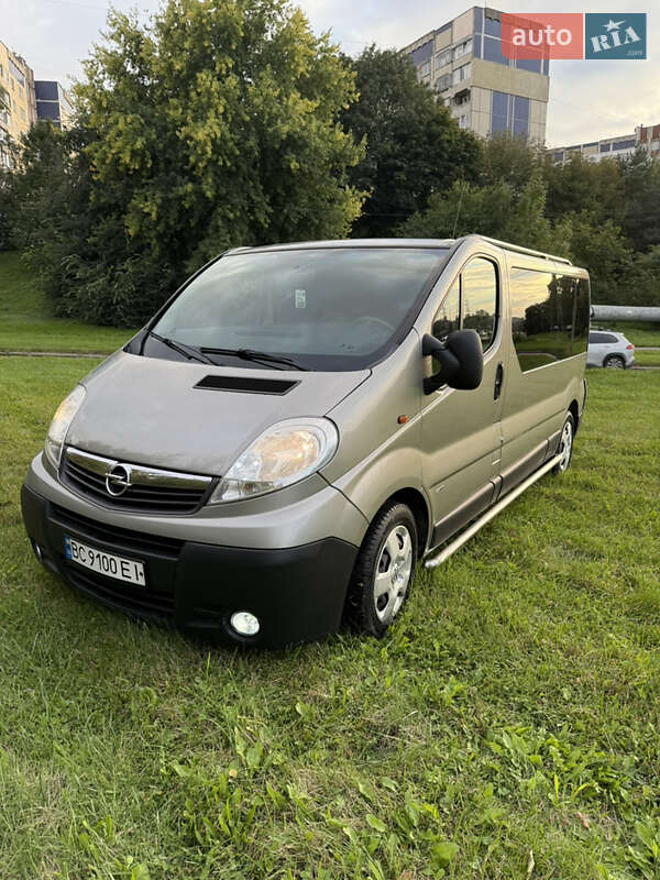 Минивэн Opel Vivaro 2008 в Львове фото 3 Минивэн Opel Vivaro 2008 в Львове