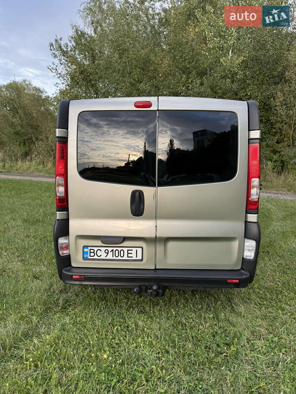 Минивэн Opel Vivaro 2008 в Львове фото 5 Минивэн Opel Vivaro 2008 в Львове