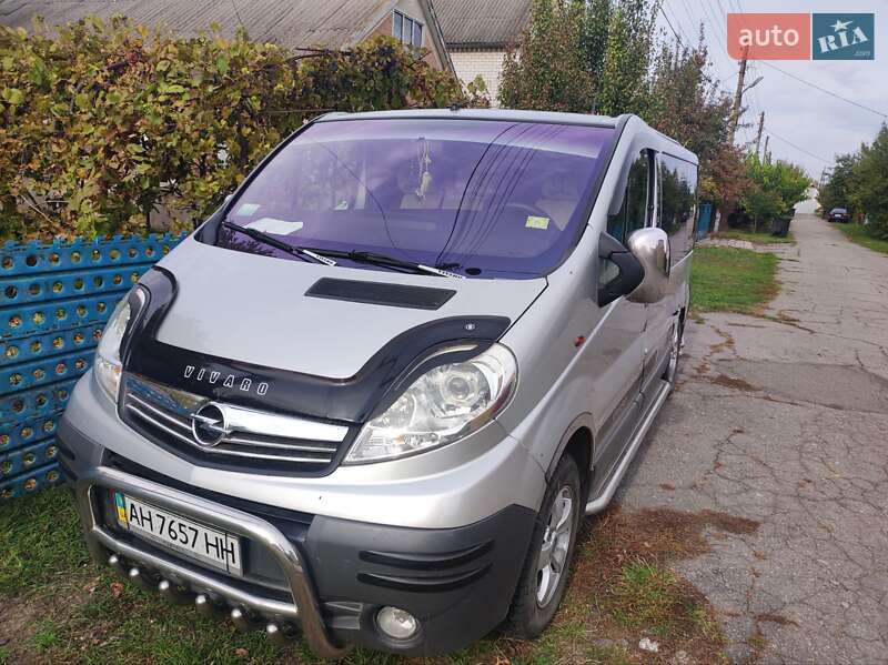 Минивэн Opel Vivaro 2006 в Киеве фото 10 Минивэн Opel Vivaro 2006 в Киеве