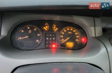Минивэн Opel Vivaro 2005 в 