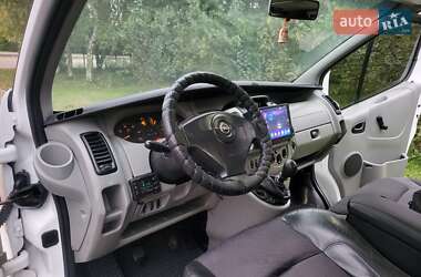 Минивэн Opel Vivaro 2005 в 