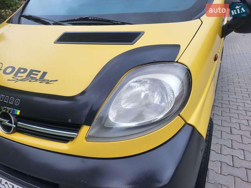 Минивэн Opel Vivaro 2004 в Хмельницком