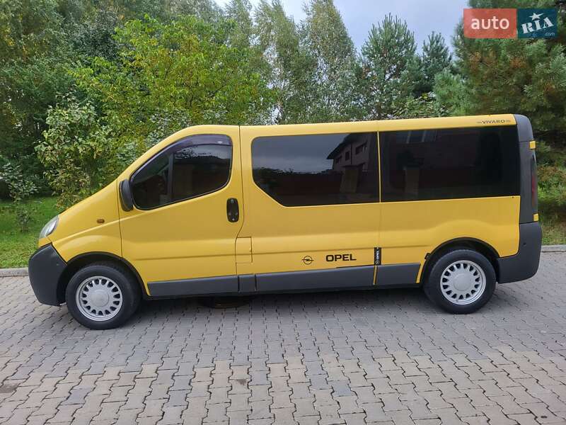 Минивэн Opel Vivaro 2004 в Хмельницком
