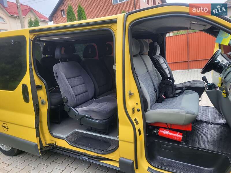 Минивэн Opel Vivaro 2004 в Хмельницком