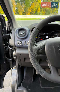 Минивэн Opel Vivaro 2015 в 