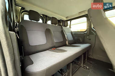 Минивэн Opel Vivaro 2015 в 