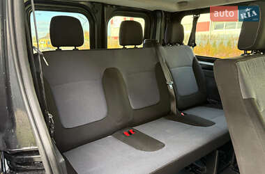 Минивэн Opel Vivaro 2015 в 