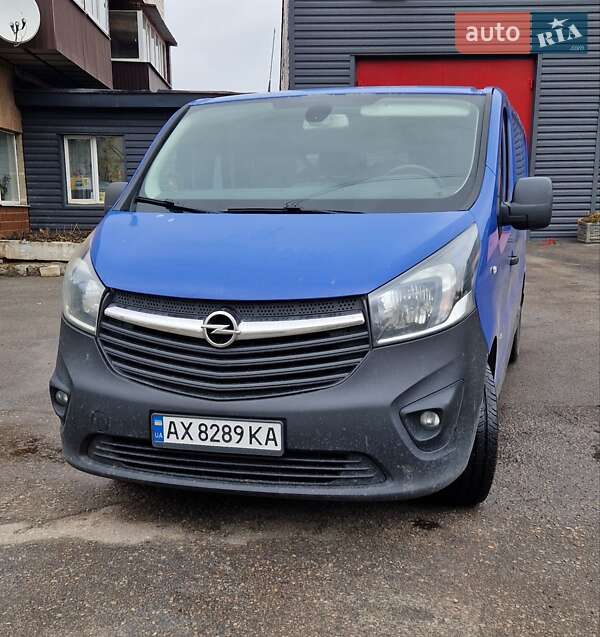 Opel Vivaro 2015