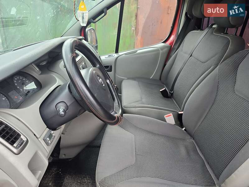 Минивэн Opel Vivaro 2008 в Запорожье фото 9 Минивэн Opel Vivaro 2008 в Запорожье