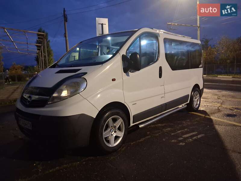 Минивэн Opel Vivaro 2008 в Николаеве