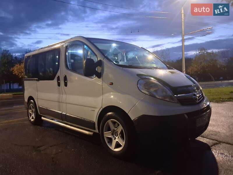 Минивэн Opel Vivaro 2008 в Николаеве