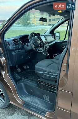 Минивэн Opel Vivaro 2017 в 