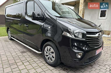 Минивэн Opel Vivaro 2015 в Дубно