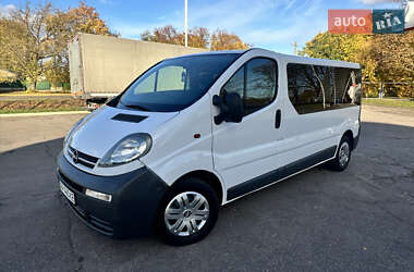 Мінівен Opel Vivaro 2004 в Миргороді