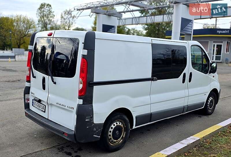 Вантажний фургон Opel Vivaro 2013 в Харкові