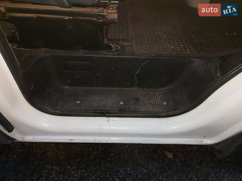 Минивэн Opel Vivaro 2004 в Рожище фото 15 Минивэн Opel Vivaro 2004 в Рожище