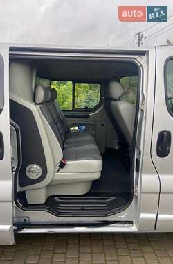 Мінівен Opel Vivaro 2012 в 