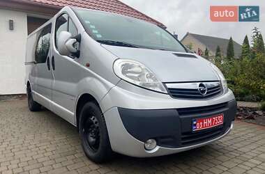 Мінівен Opel Vivaro 2012 в 