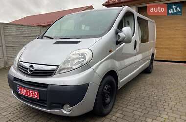 Opel Vivaro 2012