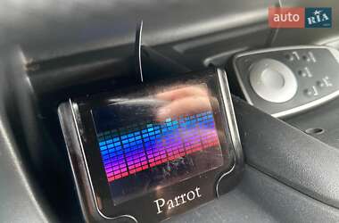 Мінівен Opel Vivaro 2012 в 