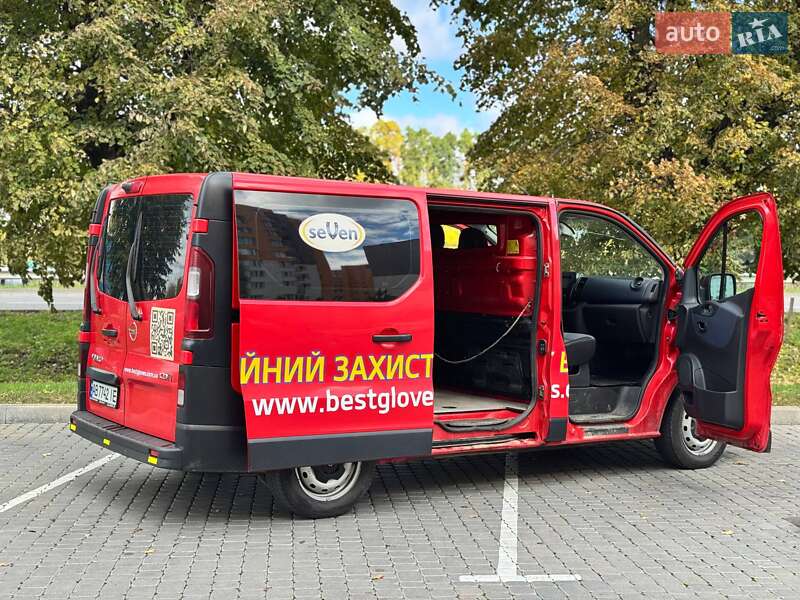 Грузовой фургон Opel Vivaro 2017 в Виннице