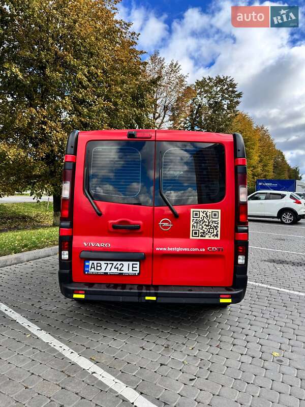 Грузовой фургон Opel Vivaro 2017 в Виннице