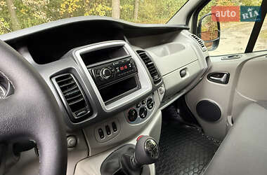 Минивэн Opel Vivaro 2013 в 