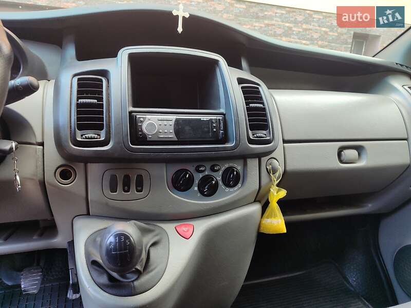 Мінівен Opel Vivaro 2012 в Бориславі