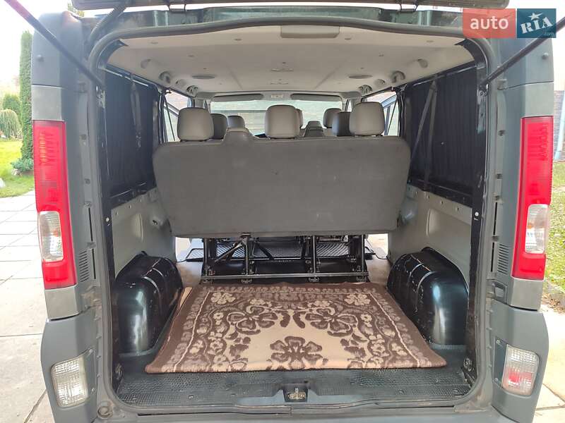 Мінівен Opel Vivaro 2012 в Бориславі