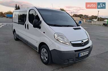 Минивэн Opel Vivaro 2013 в 