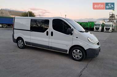 Минивэн Opel Vivaro 2013 в 