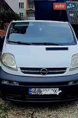 Минивэн Opel Vivaro 2004 в 