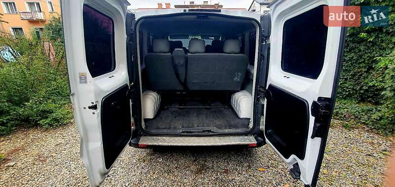 Минивэн Opel Vivaro 2004 в Ивано-Франковске фото 19 Минивэн Opel Vivaro 2004 в Ивано-Франковске