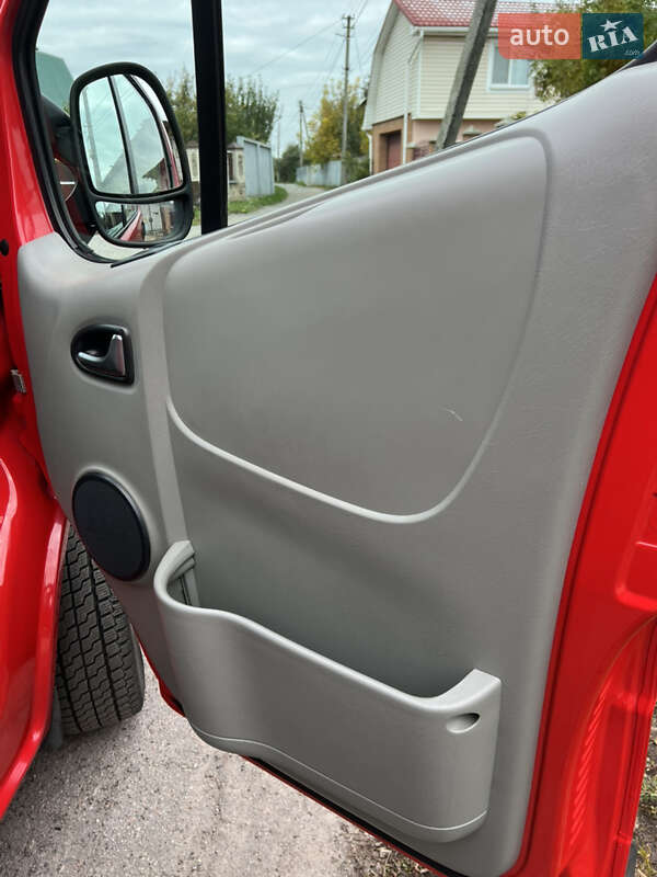 Грузовой фургон Opel Vivaro 2014 в Белой Церкви