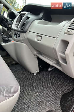 Грузовой фургон Opel Vivaro 2014 в 