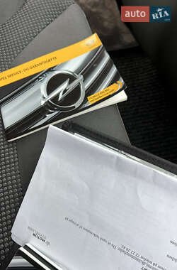 Грузовой фургон Opel Vivaro 2014 в 