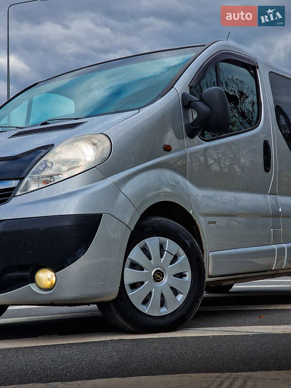 Мінівен Opel Vivaro 2008 в Хмельницькому