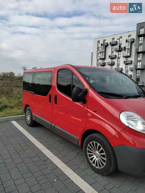 Вантажопасажирський фургон Opel Vivaro 2008 в Львові фото 4 Вантажопасажирський фургон Opel Vivaro 2008 в Львові