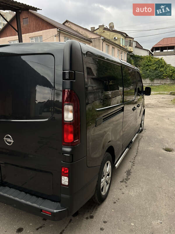 Мінівен Opel Vivaro 2017 в Львові фото 8 Мінівен Opel Vivaro 2017 в Львові