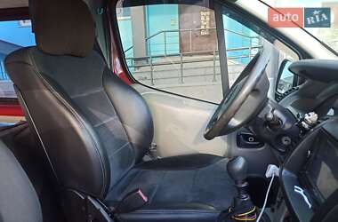 Минивэн Opel Vivaro 2009 в 