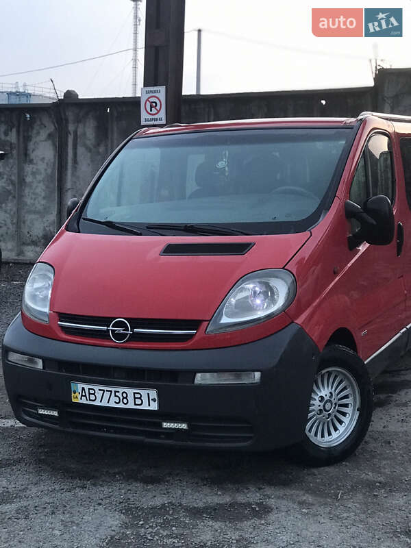 Мінівен Opel Vivaro 2002 в Вінниці