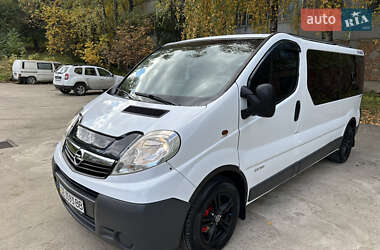 Мінівен Opel Vivaro 2006 в Чернівцях