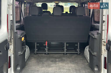Минивэн Opel Vivaro 2015 в 