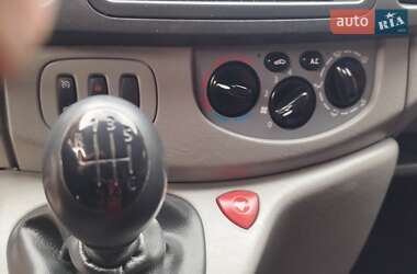 Вантажний фургон Opel Vivaro 2013 в  фото 28 Вантажний фургон Opel Vivaro 2013 в