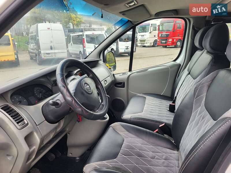 Мінівен Opel Vivaro 2007 в Хмельницькому