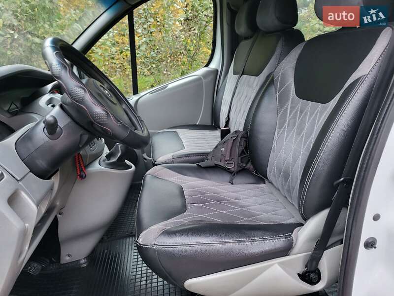 Мінівен Opel Vivaro 2007 в Хмельницькому