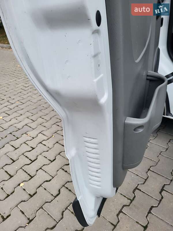 Мінівен Opel Vivaro 2007 в Хмельницькому