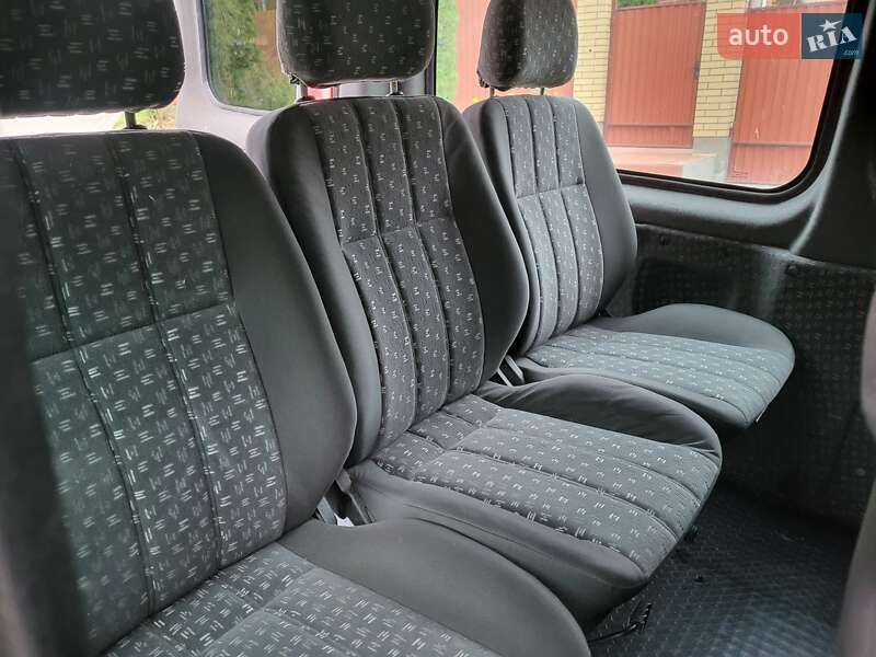 Мінівен Opel Vivaro 2007 в Хмельницькому