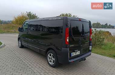 Минивэн Opel Vivaro 2009 в 