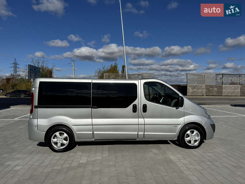 Минивэн Opel Vivaro 2011 в Ивано-Франковске фото 24 Минивэн Opel Vivaro 2011 в Ивано-Франковске